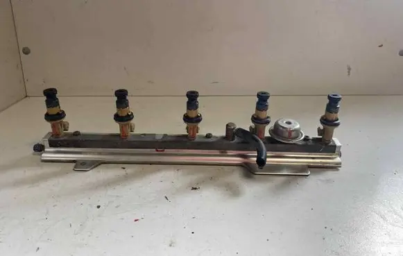 Volvo S80 Fuel main line pipe 9186836 9125821 01460071