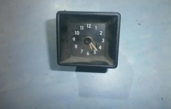 Opel Kadett E Screen/display/small screen 90243442 370218072002