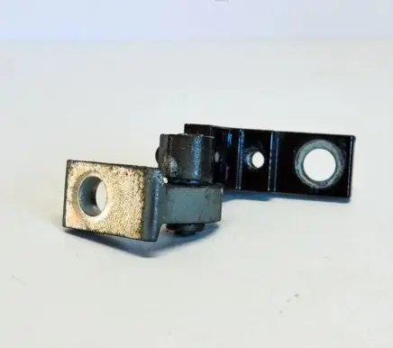 Audi A4 S4 B7 8E 8H Rear door lower hinge