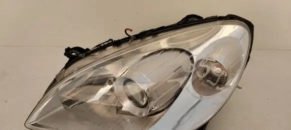 Mercedes-Benz B W245 Headlight/headlamp A1698207961 0301247601 197520600