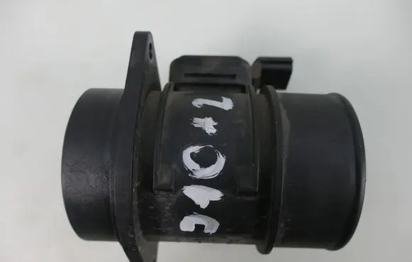 Nissan Qashqai+2 Mass air flow meter 8200651315 5WK97020 H8200655623