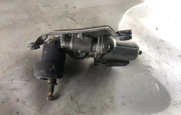 Toyota Auris 150 Rear window wiper motor 8513002030 2596000822