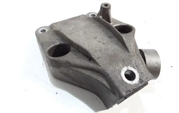 BMW 5 F10 F11 Other engine bay part 2211677762304