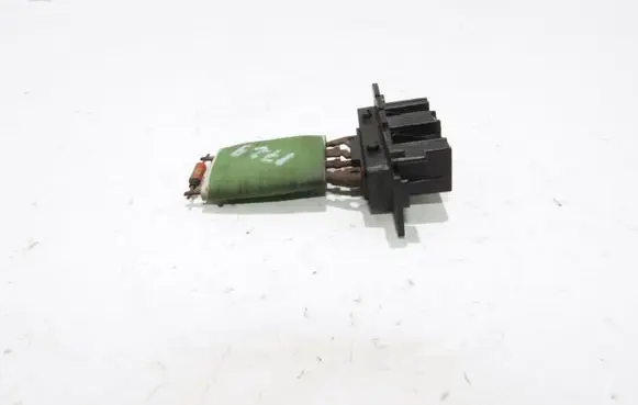 Opel Corsa D Heater blower fan relay 
