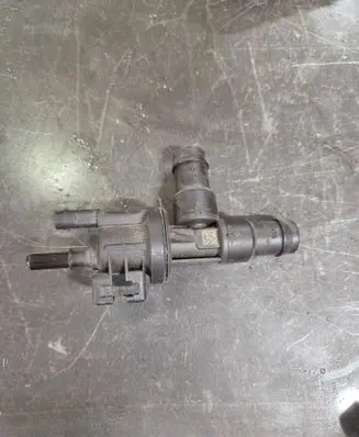 BMW 3 F30 F35 F31 Breather valve 7643106 0280142544 14032019
