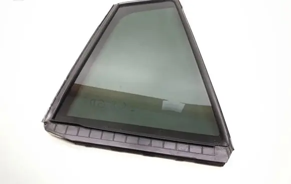 Subaru Crosstrek II Rear vent window glass 62012FL220