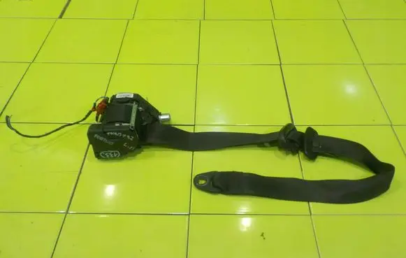 Smart ForTwo II Front seatbelt A4518604185 BEZPIECZENSTWA