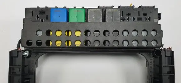 Mercedes-Benz CLK A209 C209 Fuse box set A1695450001