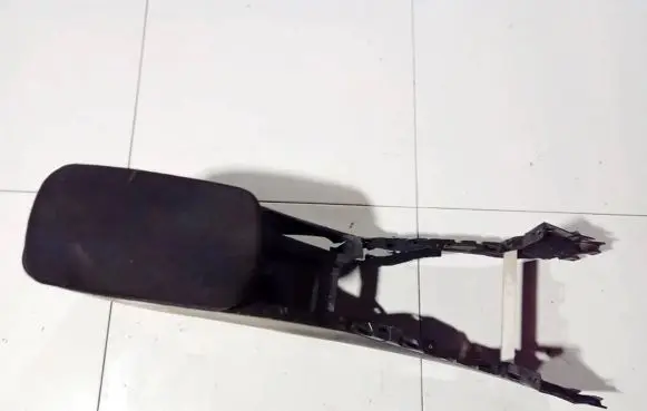 Toyota RAV 4 (XA30) Armrest 5881142030 58811-42030