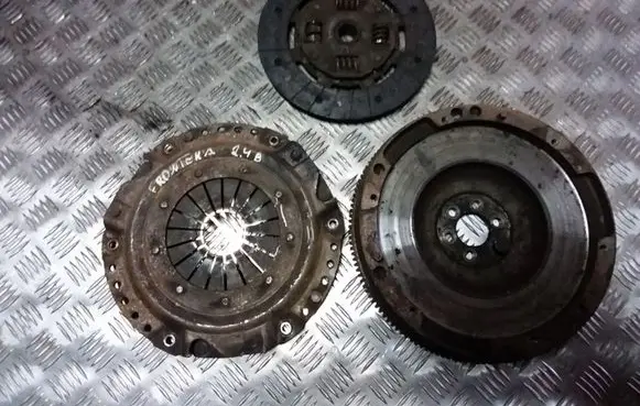 Opel Frontera A Clutch set kit 90448769 45304 412108902