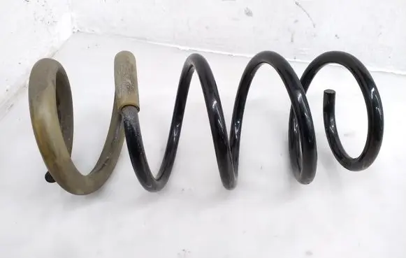 Mercedes-Benz Vito Viano W447 Front coil spring