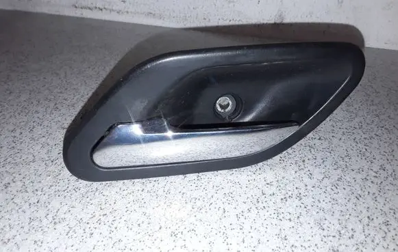 BMW 5 E39 Front door interior handle 7032925
