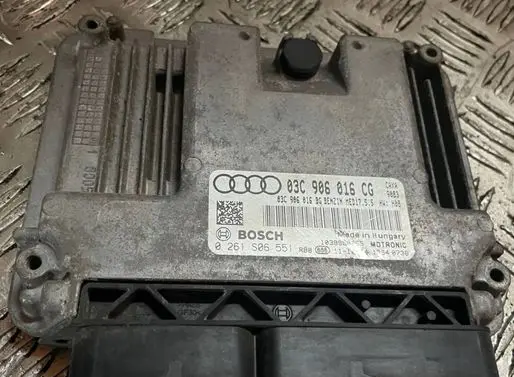 Audi A1 Air suspension control unit module (rear) 03C906016CG 0261S06551