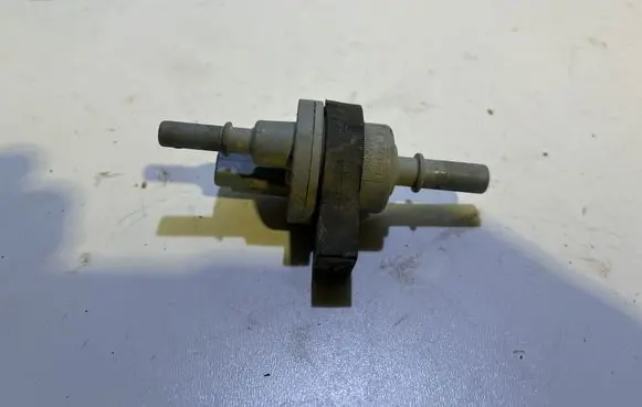 Citroen C3 Aircross Turbo solenoid valve 9802009480
