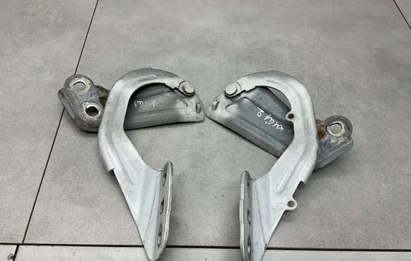 Ford Kuga II Engine bonnet/hood hinges BM51A16801AD