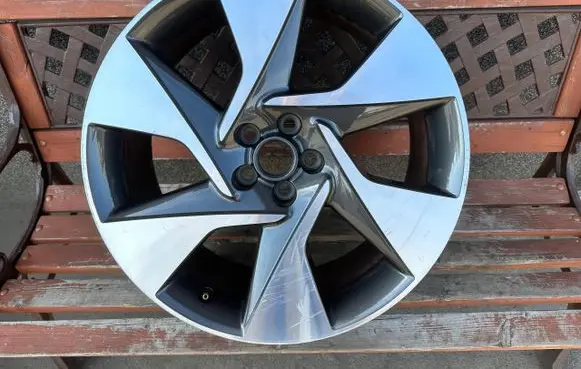 Jaguar I-Pace R20 alloy rim 