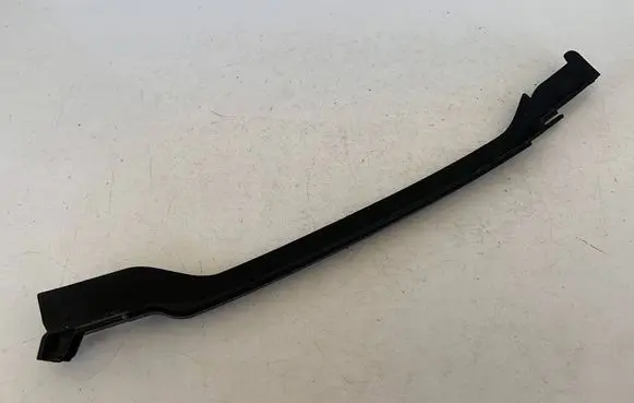 Audi A3 S3 8V Radiator trim 8V0121331