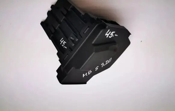 Mercedes-Benz S W221 Power management control unit A2215402750 A2215460935 5460935