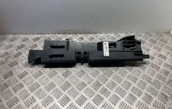 BMW X5 E70 Side radiator support slam panel 7799761