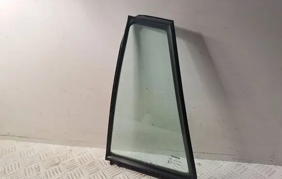 Toyota Verso Rear vent window glass 681240F010 681890F010
