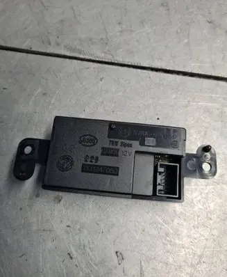Fiat Ducato Antenna control unit 1331247080 97RA010017 610100