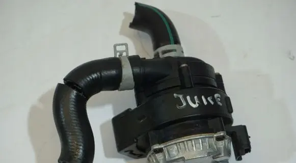 Nissan Juke II F16 Water pump 