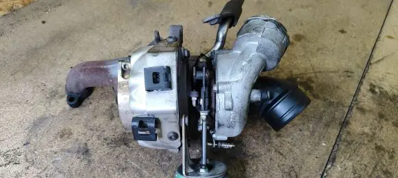 Volkswagen Eos Turbo 036253014 611646V