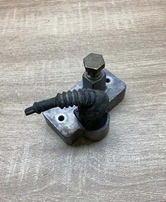 Audi 80 90 S2 B4 Air pressure sensor 0281002018