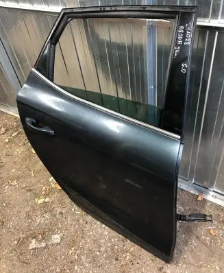 Seat Arona Rear door