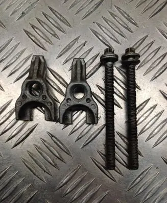 BMW X3 E83 Fuel Injector clamp holder