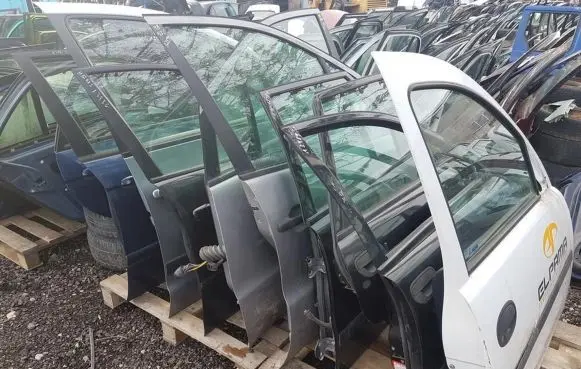 Opel Combo C Front door baltos