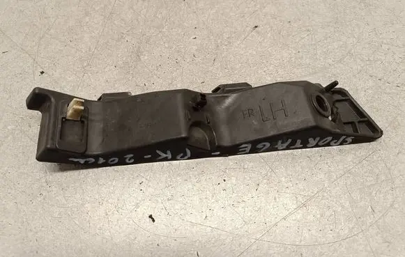 Front bumper mounting bracket