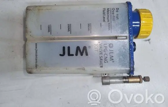 Toyota Corolla E120 E130 Other exterior part J01310