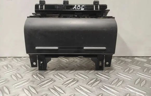 Audi A4 S4 B6 8E 8H Car ashtray 8E0857951