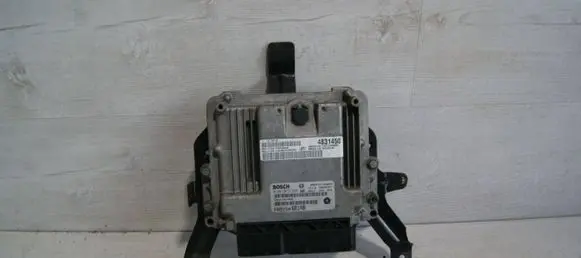 Jeep Grand Cherokee Engine control unit/module ECU 4831450 P05150681AB 0281019329