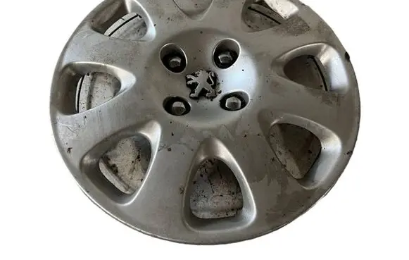 Peugeot 307 R15 wheel hub/cap/trim 9637630680