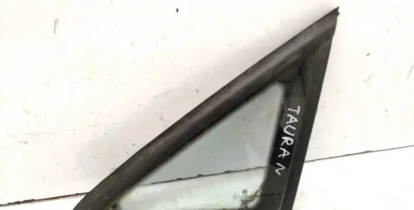 Volkswagen Touran I Front triangle window/glass 43R00048 DOT24 AS2