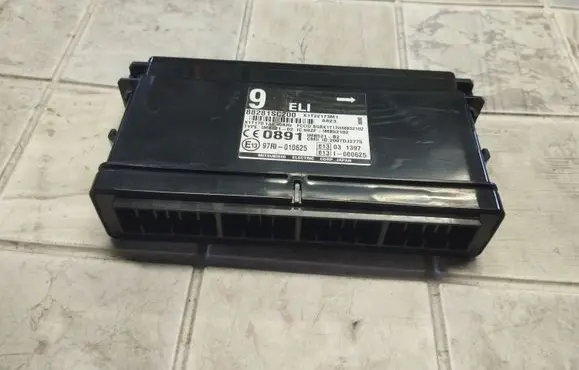 Subaru Forester SH Immobilizer control unit/module 88281SC200 X1T22173M1 2007DJ2775