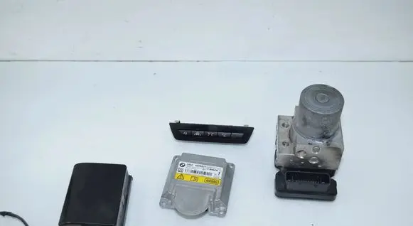 BMW 5 F10 F11 Distronic sensor radar 6877096 66316877096 66316885585
