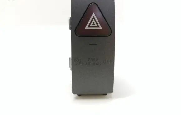 Mercedes-Benz C AMG W204 Hazard light switch 2048701058 0925000815 33690812