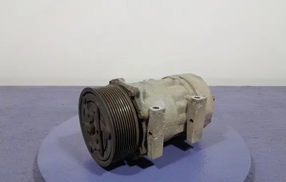 Renault Megane III Air conditioning (A/C) compressor (pump) QP7H158263
