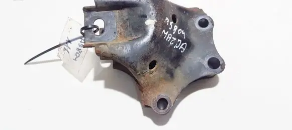 Mazda 323 F Engine mounting bracket