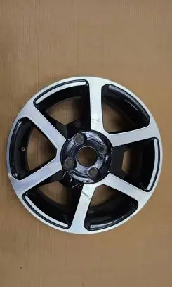 Renault Twingo III R15 alloy rim 