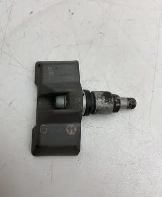 Audi A6 S6 C6 4F Tire pressure sensor 4D0907275