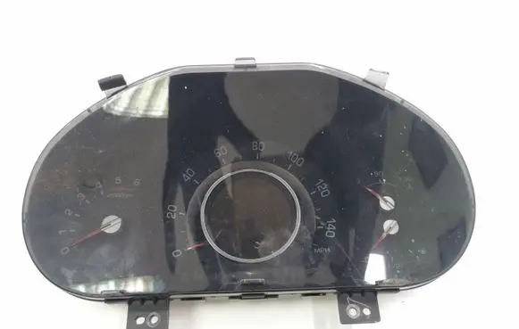 KIA Sportage Speedometer (instrument cluster) 940113U696