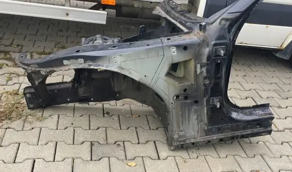 BMW 7 F01 F02 F03 F04 Front quarter panel 
