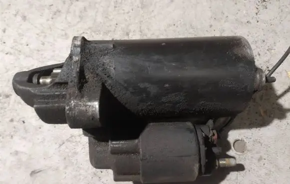 Audi A6 S6 C5 4B Starter motor 0001108174