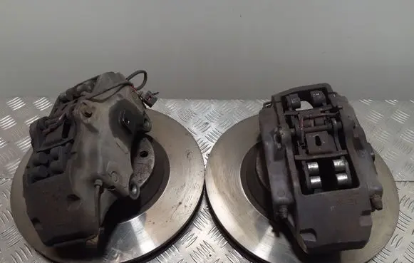 Audi Q7 4L Brake discs and calipers set 18ZR