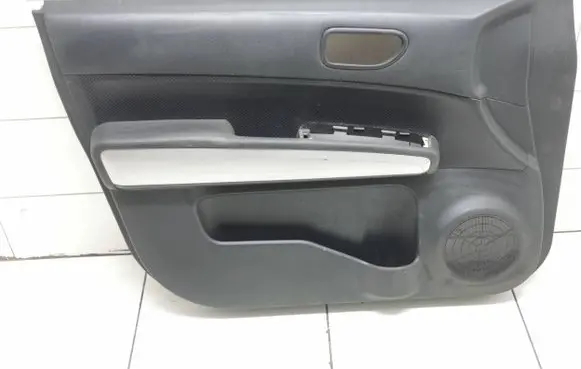 Nissan X-Trail T31 Front door card panel trim 80977jg00a