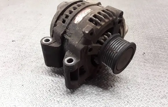 Toyota Avensis T250 Generator/alternator 270600g011